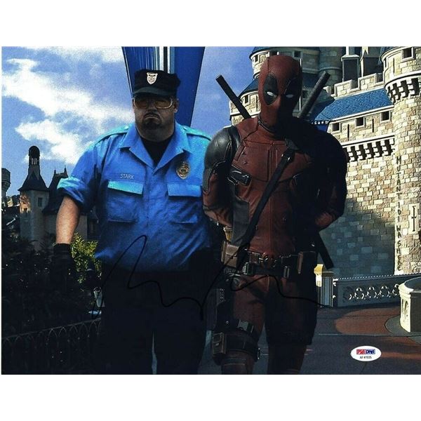 Autograph Signed Ryan Reynolds Photo