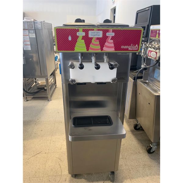 USED Menchie frozen yoghurt/ice cream machine 2 flavor plus swirl