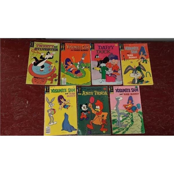 7 Vintage Bugs Bunny gold key comics