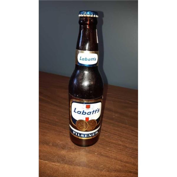 VINTAGE LABATTS "PILSNER" BEER BOTTLE