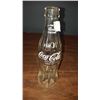 Image 1 : VINTAGE STUBBY 200 ML COKE BOTTLE