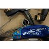 Image 3 : WELDING HOSE, TORCH HEAD AND WELDING GLOVES