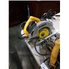 Image 2 : 2 DEWALT CIRCULAR SAWS