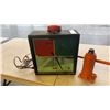 Image 2 : Vintage boxing ringbell/timer and 6 ton bottle jack