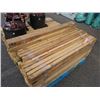Image 2 : 105 pieces of 2 by 4 by 44 in lumber