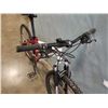 Image 2 : WHITE AND RED JAMIS BIKE