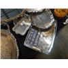 Image 2 : LOT OF METAL PLATTERS