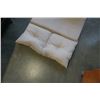 Image 2 : ANGLEAND WEDGE CUSHION AND FOLD OUT BED BACK DOESN'T LOCK