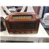 Image 2 : RCA master nipper 500 radio and stromberg carlson radio both working