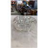 Image 8 : 2 HEAVY CUT CRYSTAL BOWLS AND PINWHEEL CRYSTAL VASE