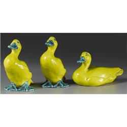 THREE ITALIAN MAJOLICA FIGURES OF DUCKS