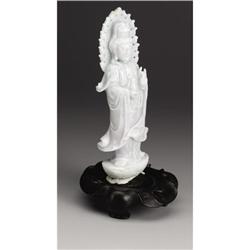 CHINESE CARVED JADE HARDSTONE FIGURE OF GUANYIN