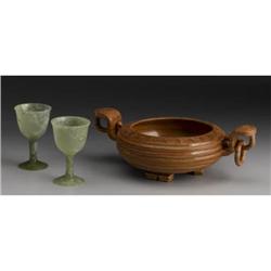 CHINESE GLASS TRIPOD CENSER ARCHAISTIC DESIGNS