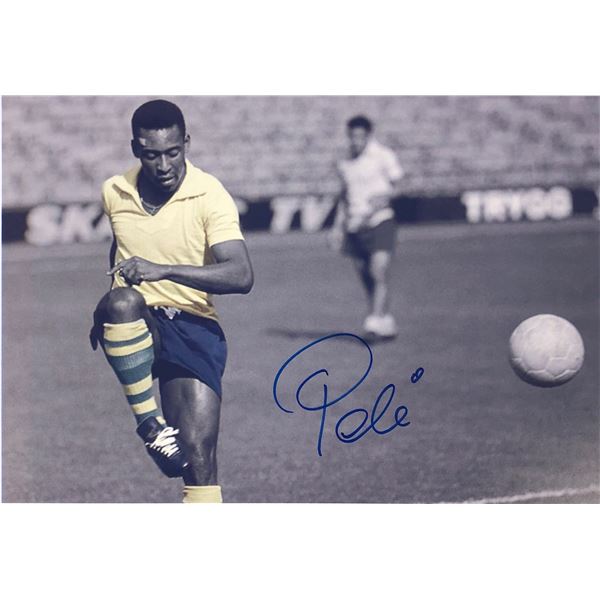Pele Signed Photo