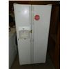 Image 1 : Frigidaire White Fridge