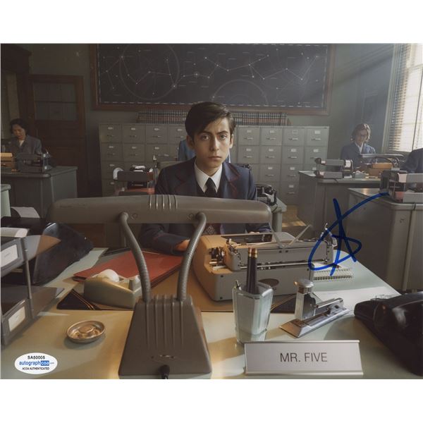 Autograph Signed Aidan Gallagher Photo