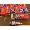 Image 3 : LOT OF 10 VINTAGE NOS TRIPLE FIRE AIRPLANE SPARK PLUGS