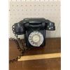 Image 1 : VINTAGE WALL TELEPHONE