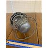 Image 7 : CPR RAILWAY LANTERN