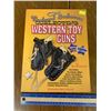 Image 1 : WESTERN TOY GUNS IDENTIFICATION AND VALUE GUIDE BOOK