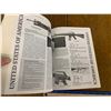 Image 2 : 7TH EDITION STANDARD CATALOG OF MILITARY GUNS BOOK