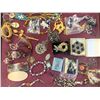 Image 1 : MISC JEWELRY LOT VINTAGE ESTATE COSTUME ETC