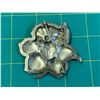 Image 2 : LARGE STERLING SILVER FLOWER BROOCH