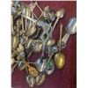 Image 2 : LOT OF VARIOUS COLLECTOR SPOONS