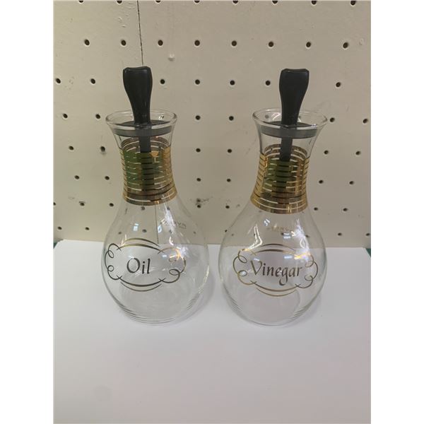 VINTAGE PYREX OIL AND VINEGAR BOTTLES