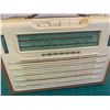 Image 6 : VINTAGE PHILCO TRANSISTOR RADIO