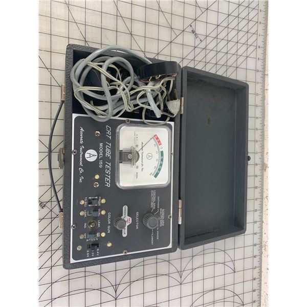 CRT TUBE TESTER MODEL 159 POWERS ON