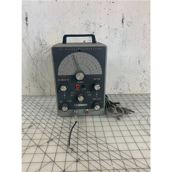 HEATHKIT MODEL IG 102S RF VINTAGE SIGNAL GENERATOR POWERS ON