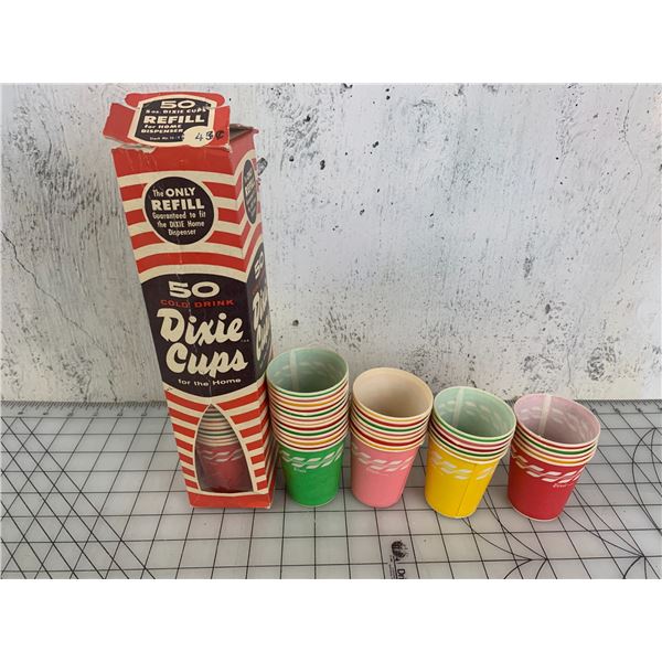 VINTAGE SLEEVE OF COLOURED DIXIE CUPS