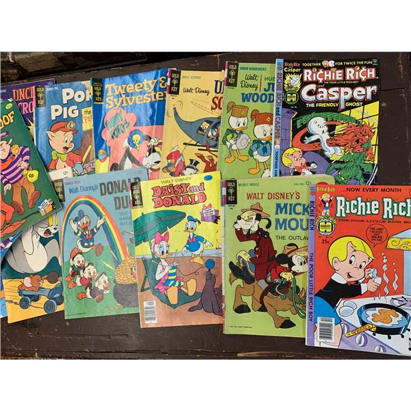 LOT OF 20 VARIOUS COMIC BOOKS ARCHIE WALT DISNEY ETC