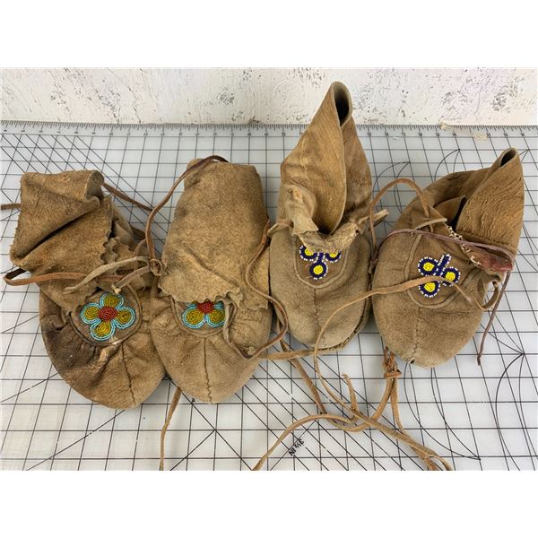 2 PAIR LEATHER BEADED MOCCASINS