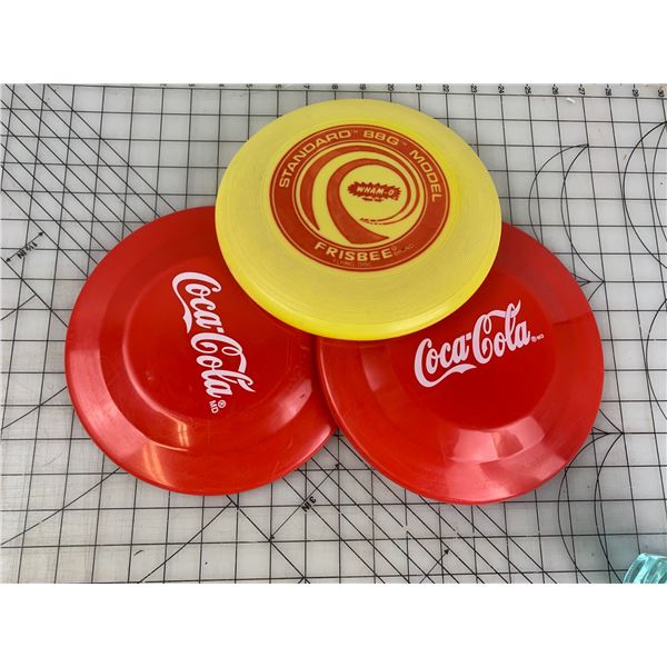 VINTAGE FRISBEE LOT STANDARD AND COCA-COLA