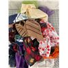 Image 3 : LOT OF VINTAGE SCARVES
