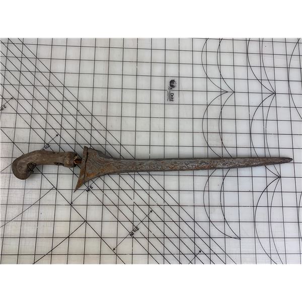 UNUSUAL KNIFE 19.5" LONG