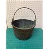 Image 1 : ANTIQUE COPPER FUR TRADE POT
