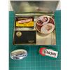 Image 2 : MISC LOT TINS PLAYERS TABLE LIGHTER ETC