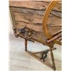 Image 3 : ANTIQUE SPINNING WHEEL STANDS 42.5" TALL