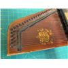 Image 2 : VINTAGE AUTOHARP