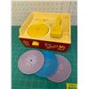 Image 1 : VINTAGE FISHER PRICE TOY RECORDS PLAYER