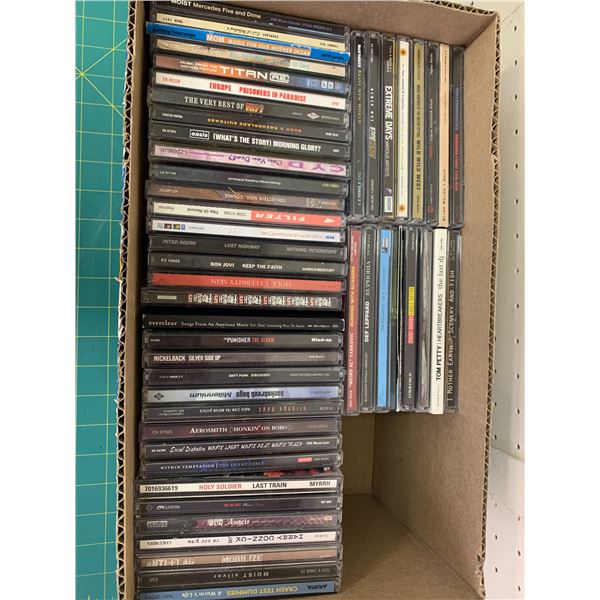 LOT OF 50 CDS AEROSMITH BON JOVI DEF LEPPARD