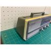 Image 2 : VINTAGE SWEET SOUND TRANSISTOR RADIO