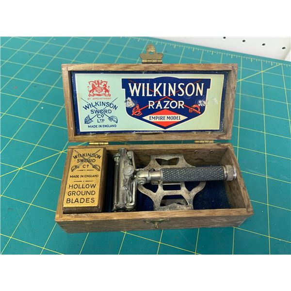 ANTIQUE WILKINSON SWORD SAFETY RAZOR WITH BOX
