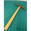 Image 4 : VINTAGE PATENTED GW MOUNT TACK UPHOLSTERY BRASS HAMMER