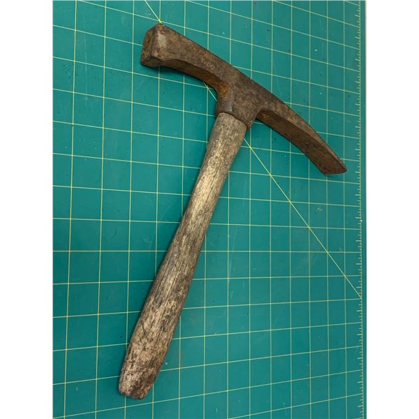 ANTIQUE BRADES MASONRY HAMMER