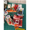 Image 2 : MISC LOT SEWING PINS ETC