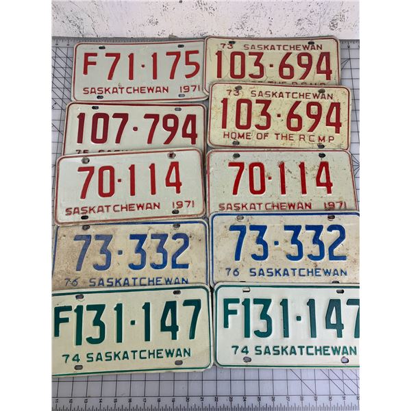 LOT OF SASK LICENCE PLATES